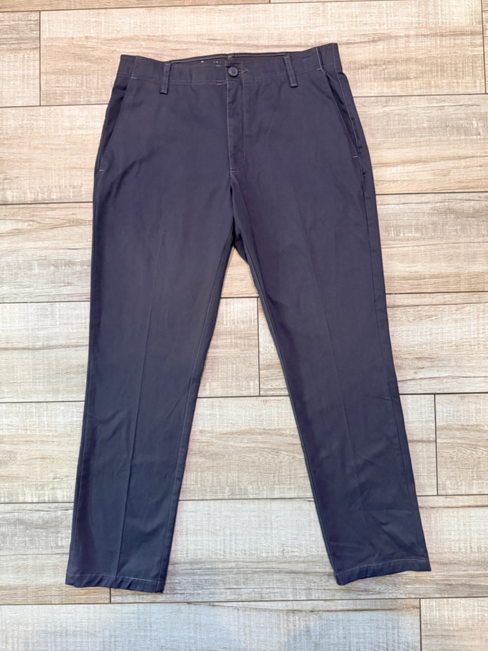 Lee Extreme Motion MVP Relaxed Straight Pants Men’s 33x32 Navy Stretch Chino